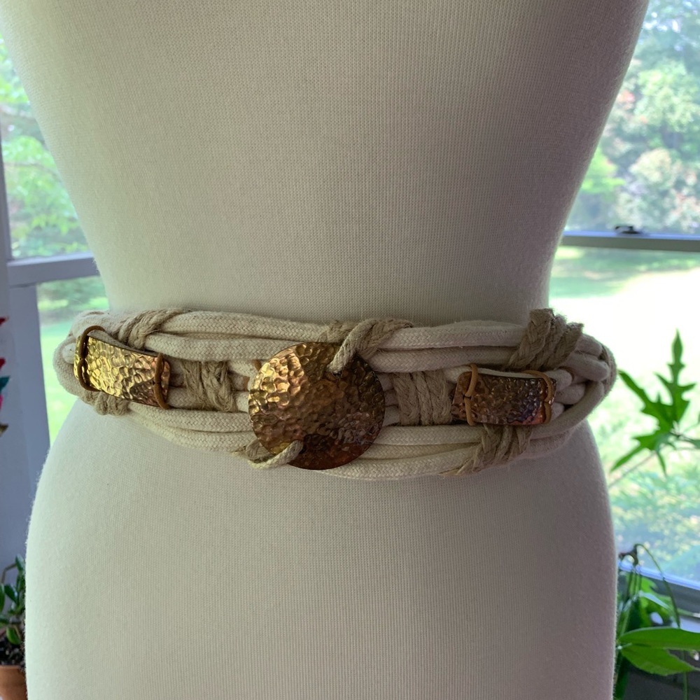 Amazing VTG bohemian waist belt. Brass, leather and macrame cord
